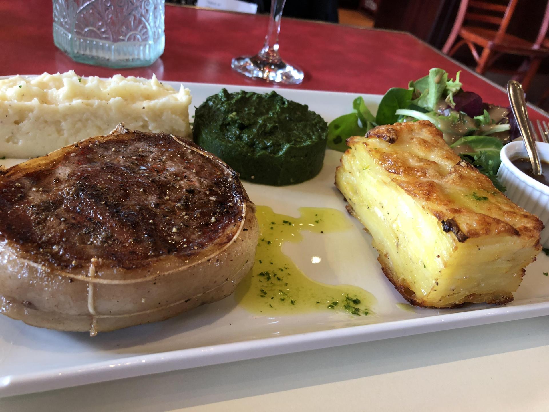 Veal, gratin dauphinois, two 