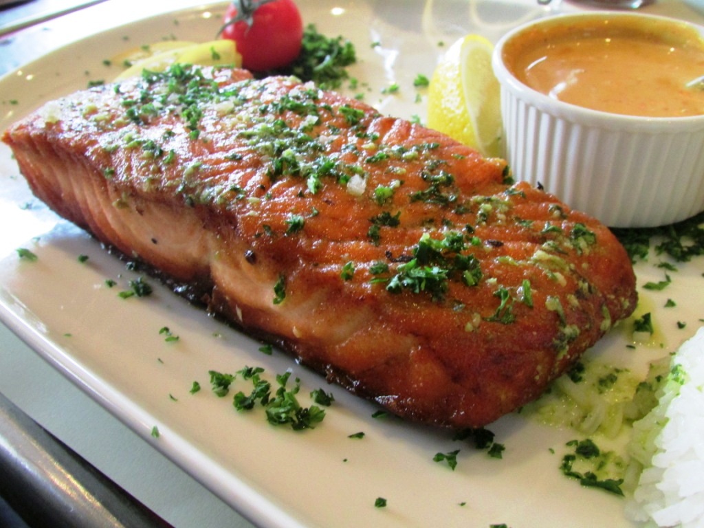 Seafood Bordeaux restaurant with a terrace, Salmon steak with Tandoori sauce